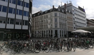 Parqueo de bicis en Copenhague.